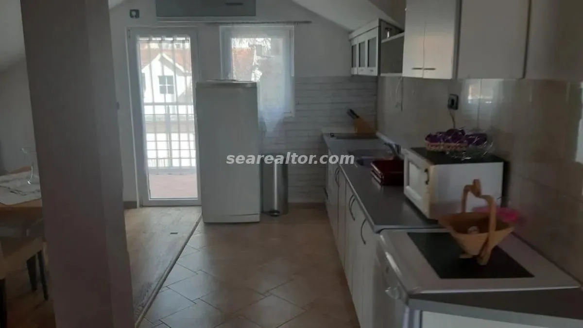 Prodaja, jednosoban stan, 57m², Donja Lastva, Tivat