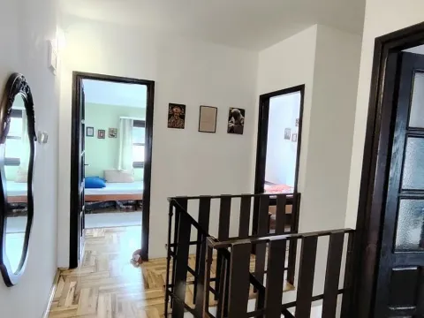 Sale, house, 71m², Zemun Kalvarija, Zemun Sve Podlokacije - image 11