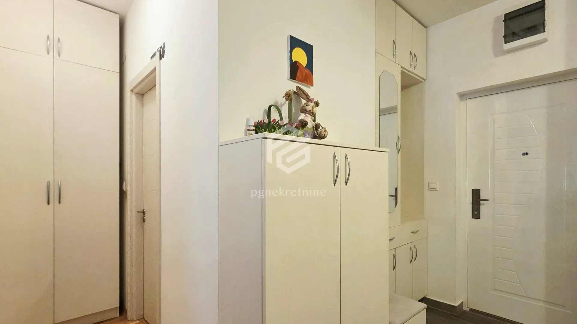 Rent, one bedroom apartment, 40m², Tuški Put, Podgorica