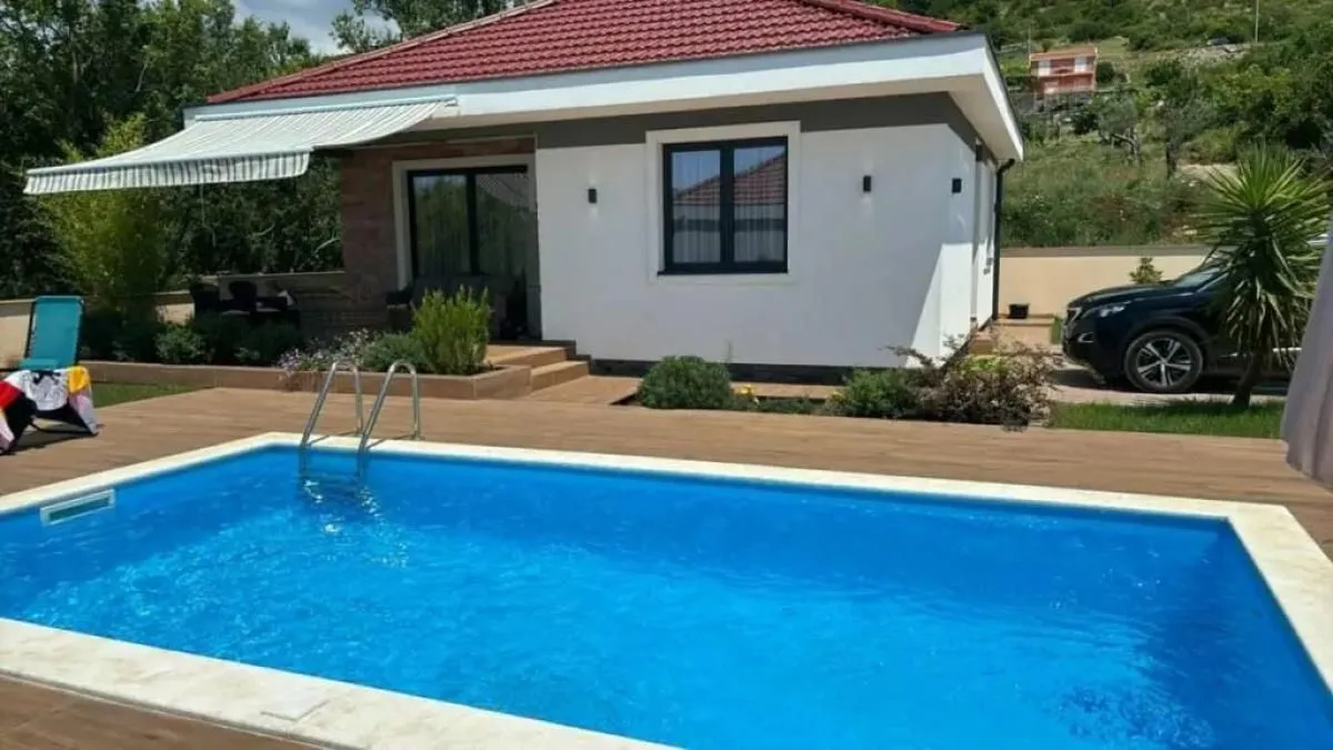 Sale, house, 80m², Kotor, Crna Gora