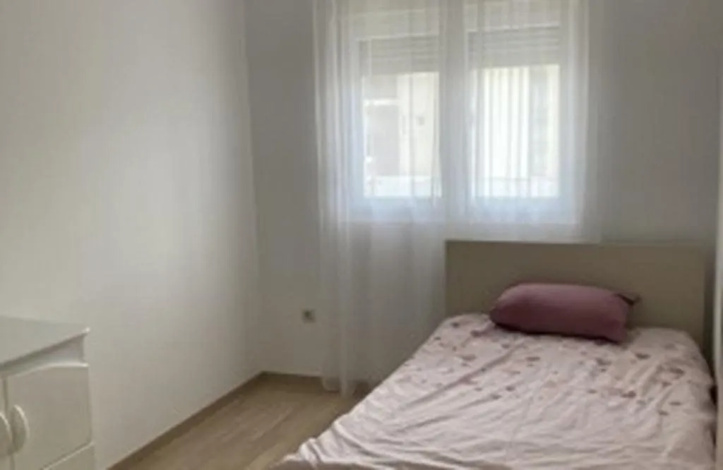 Izdavanje, dvosoban stan, 75m², City Kvart, Podgorica