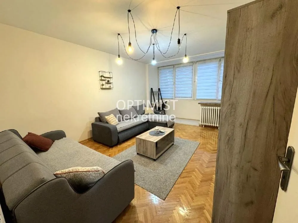 Rent, two bedroom apartment, 53m², Južni Bulevar, Vračar Sve Podlokacije