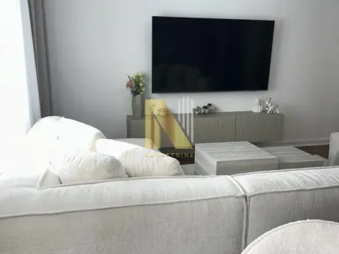 Izdavanje, trosoban stan, 78m², Centar, Novi Sad - image 3