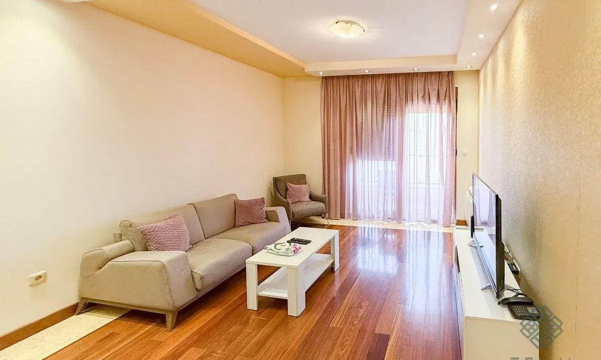Rent, two bedroom apartment, 75m², Centar, Podgorica