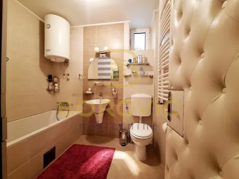 Prodaja, trosoban stan, 90m², Stari Grad, Beograd - image 18
