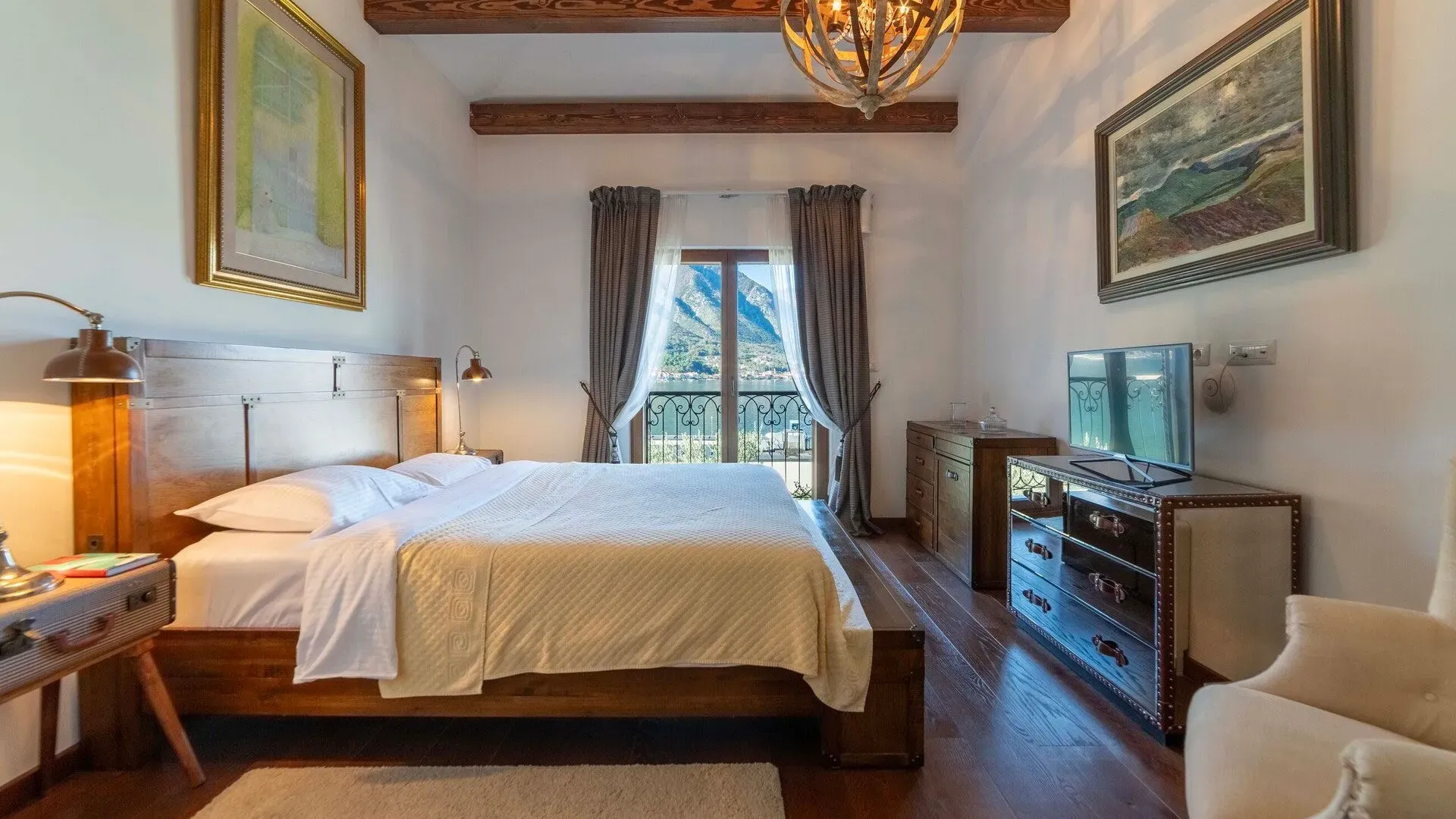 Sale, house, 193m², Dobrota, Kotor