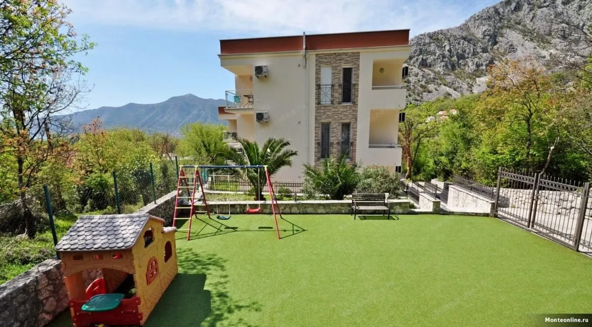 Prodaja, dvosoban stan, 73m², Orahovac, Kotor