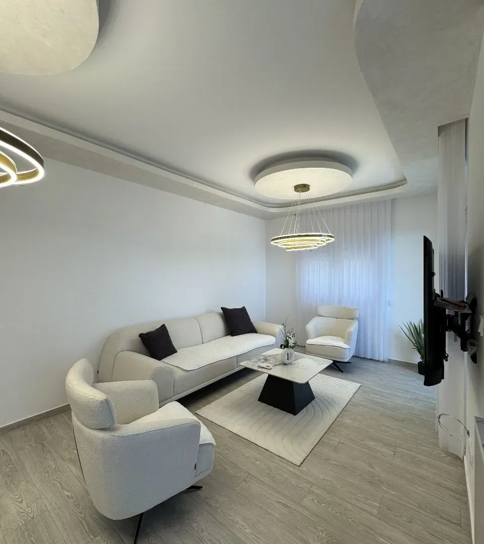 Sale, two bedroom apartment, 74m², Bečići, Budva