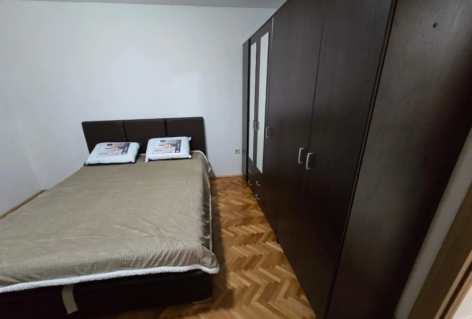 Izdavanje, stan, 56m², Kotor, Crna Gora