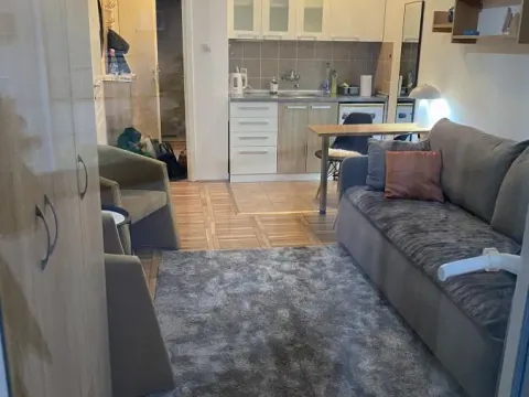 Izdavanje, garsonjera, 26m², Grbavica, Novi Sad Sve Podlokacije - image 7