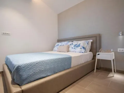 Prodaja, kuća, 210m², Dobrota, Kotor - image 36