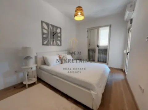 Izdavanje, jednosoban stan, 60m², Centar, Tivat - image 7