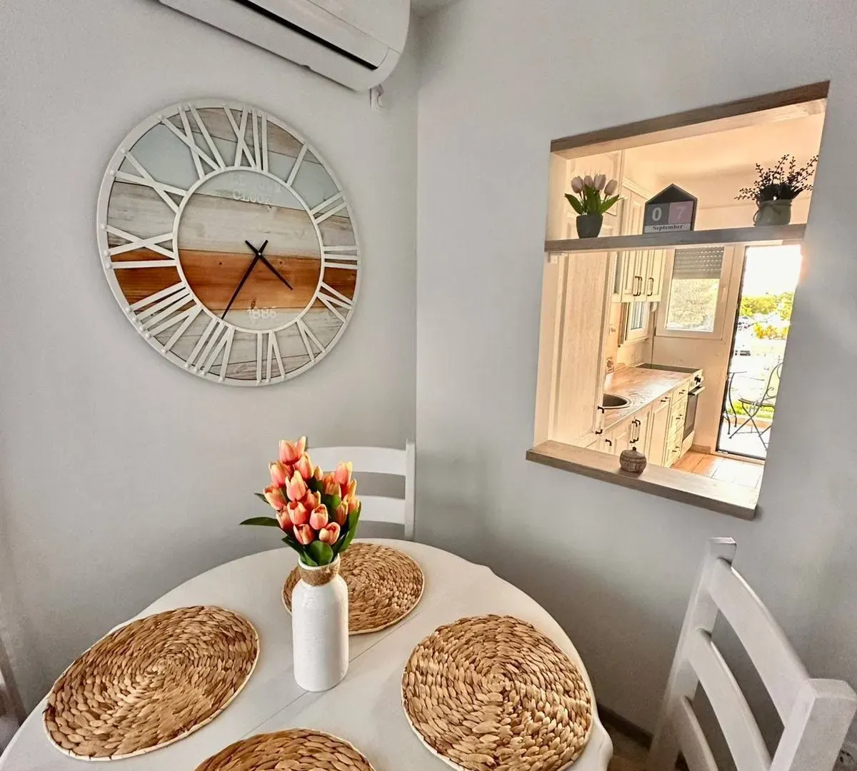 Rent, two bedroom apartment, 67m², Centar, Bar