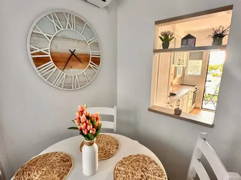 Rent, two bedroom apartment, 67m², Centar, Bar - image 3