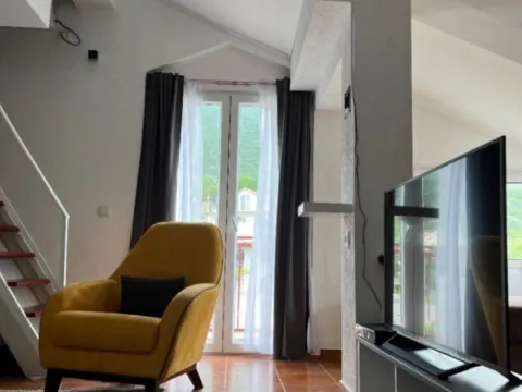 Izdavanje, jednosoban stan, 33m², Kumbor, Herceg Novi - image 8