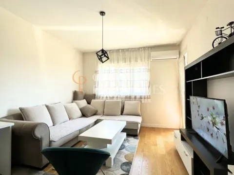 Izdavanje, stan, 49m², Central Point, Podgorica - image 1