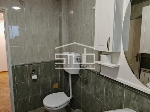 Izdavanje, trosoban stan, 82m², Čukarica, Beograd - image 11