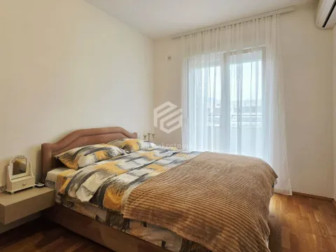 Izdavanje, dvosoban stan, 66m², Stari Aerodrom, Podgorica - image 7