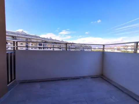 Rent, apartment, 72m², Central Point, Podgorica - image 10