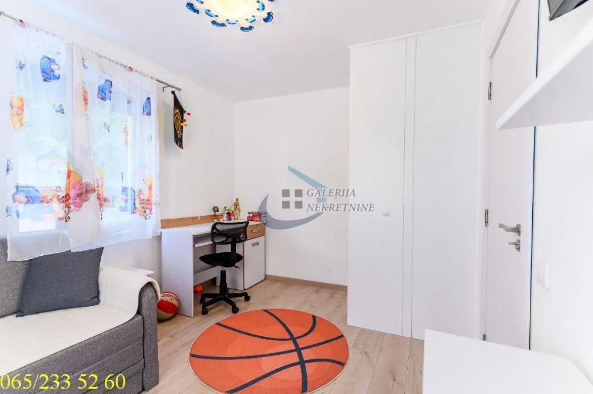 Prodaja, trosoban stan, 62m², Stari Grad, Beograd