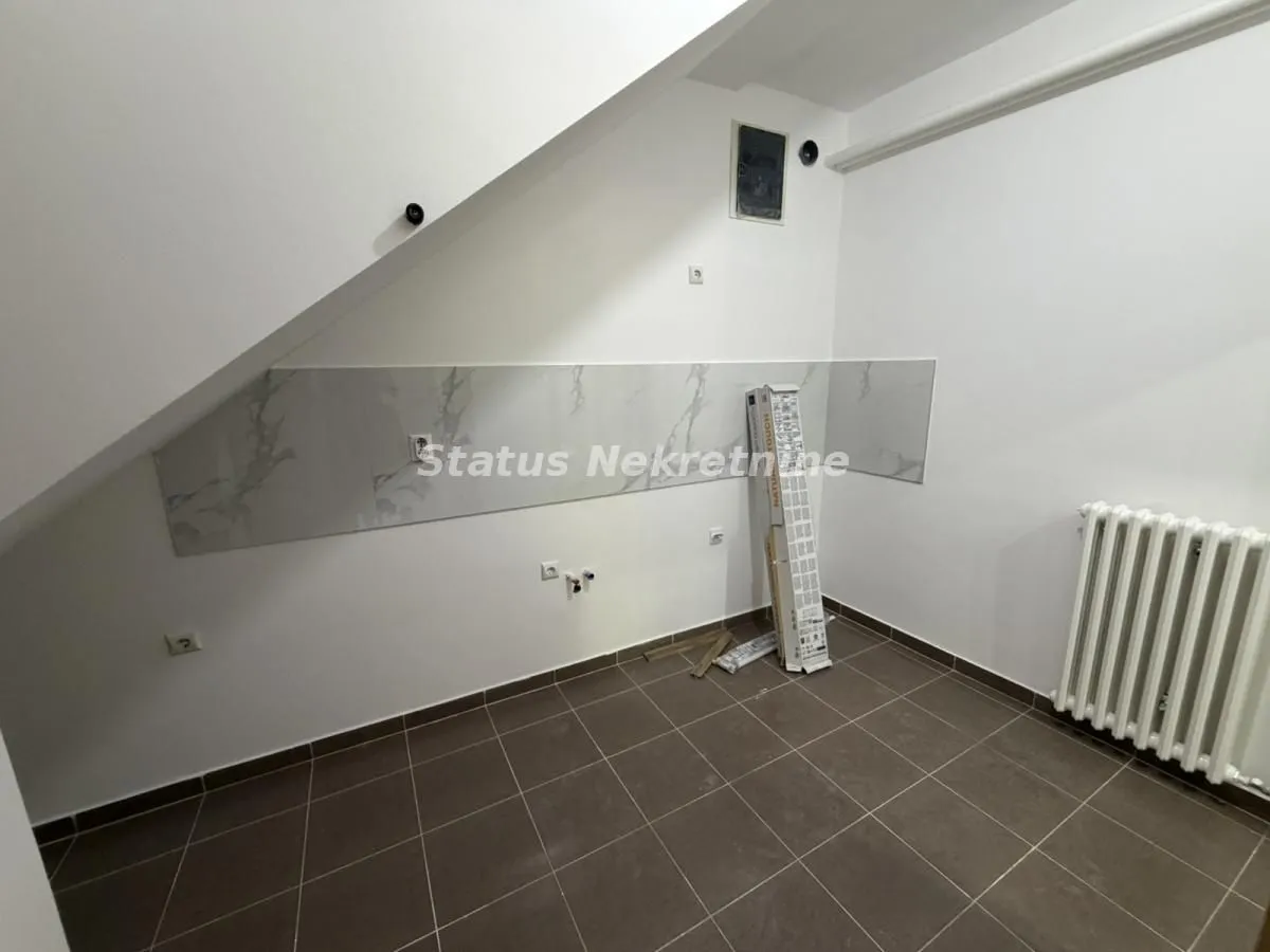 Prodaja, garsonjera, 21m², Sremska Kamenica, Petrovaradin