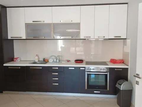 Prodaja, jednosoban stan, 82m², Centar, Ulcinj - image 5