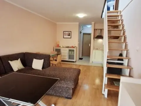 Sale, one bedroom apartment, 52m², Bečići, Budva - image 3