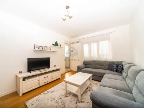 Rent, one bedroom apartment, 49m², Central Point, Podgorica - image 2