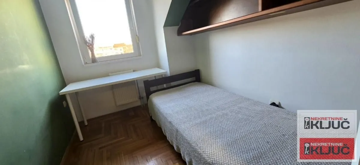 Izdavanje, dvosoban stan, 60m², Centar, Novi Sad