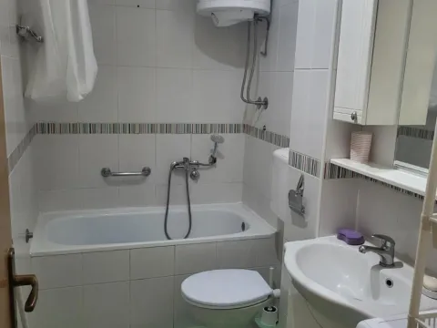 Izdavanje, stan, 24m², Krnjaca, Palilula Sve Podlokacije - image 6