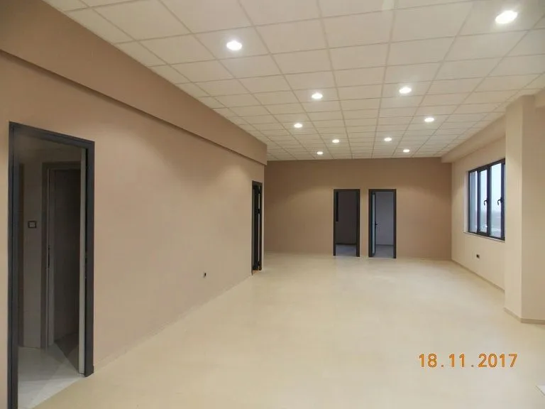 Izdavanje, poslovni prostor, 1500m², Šimanovci, Pećinci