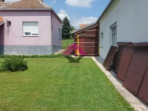 Prodaja, kuća, 234m², Sopot, Beograd - image 4