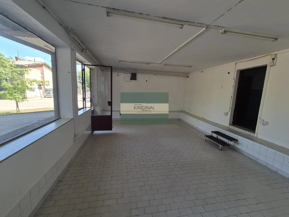 Sale, office space, 57m², Tabane, Jagodina