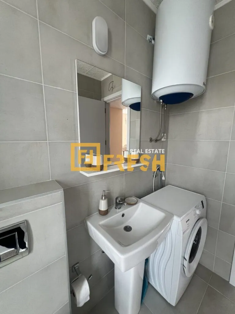 Rent, two bedroom apartment, 66m², Tivat, Crna Gora