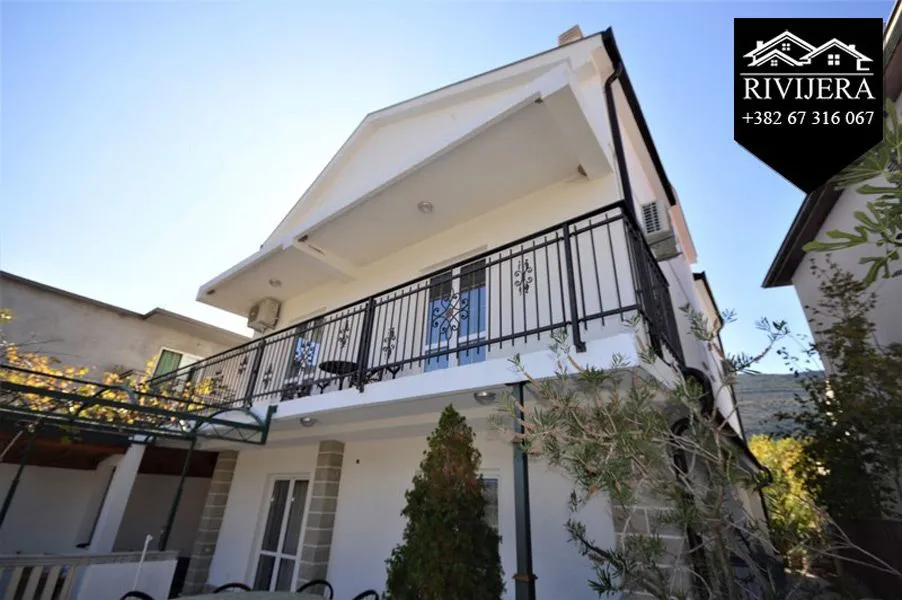 Prodaja, kuća, 250m², Igalo, Herceg Novi