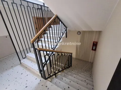 Prodaja, četvorosoban stan, 100m², Podbara, Novi Sad Sve Podlokacije - image 4