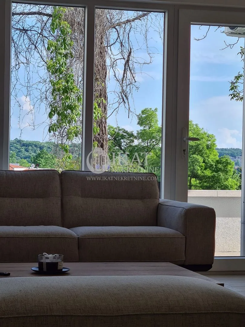 Rent, four bedroom apartment, 160m², Savski Venac, Beograd