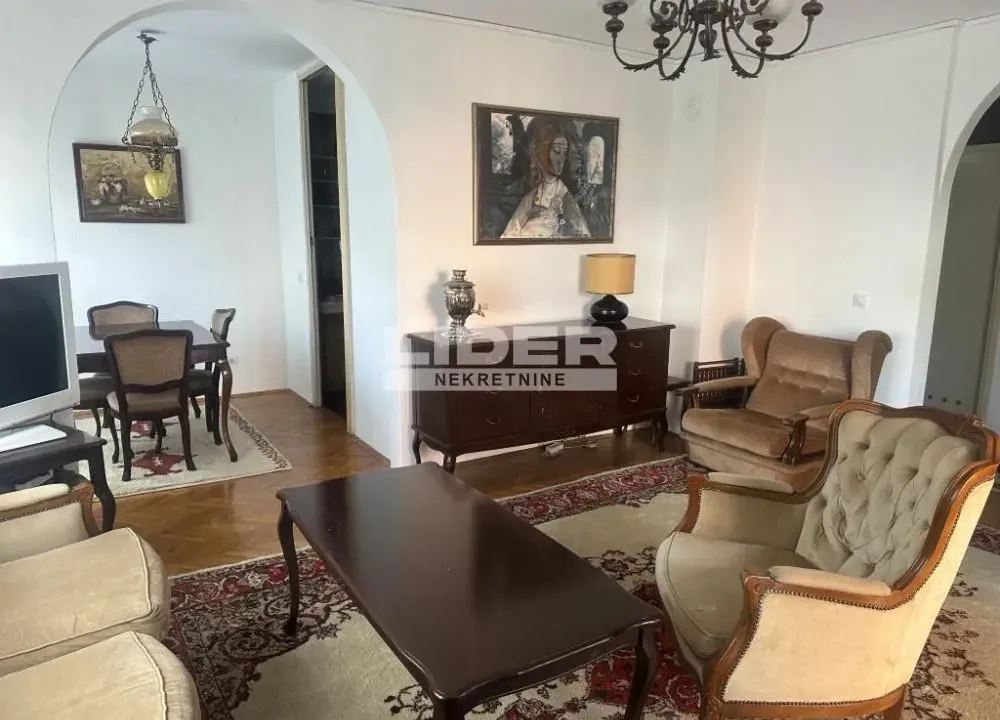 Izdavanje, četvorosoban stan, 98m², Čukarica, Beograd