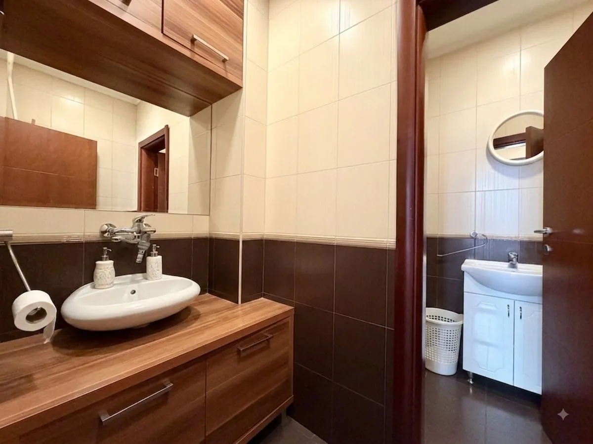 Izdavanje, poslovni prostor, 103m², Voždovac Sve Podlokacije, Beograd