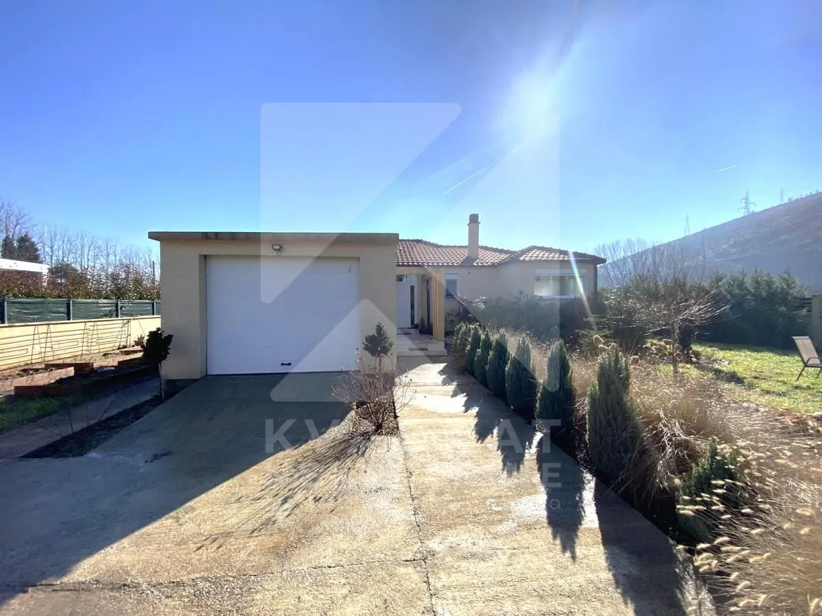Rent, house, 146m², Tološi, Podgorica