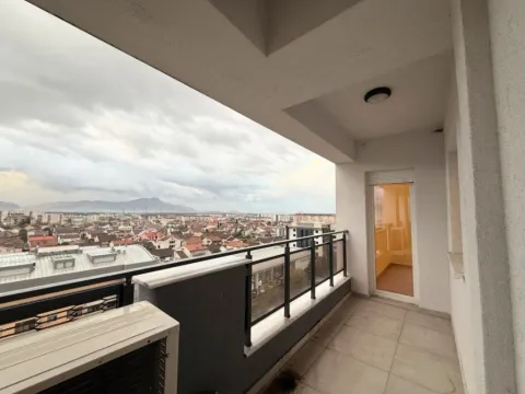 Sale, three bedroom apartment, 104m², Stari Aerodrom, Podgorica - image 8