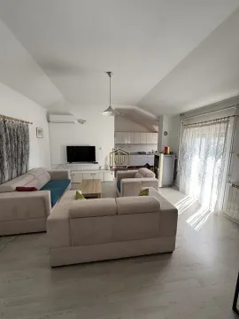 Rent, four bedroom apartment, 120m², Cijevna, Podgorica - image 4
