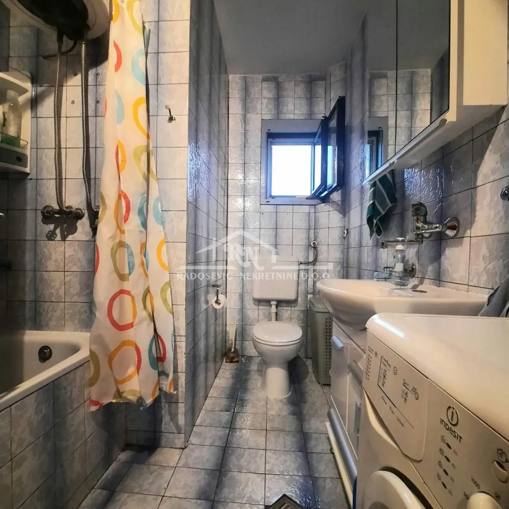 Prodaja, kuća, 219m², Čukarica, Beograd