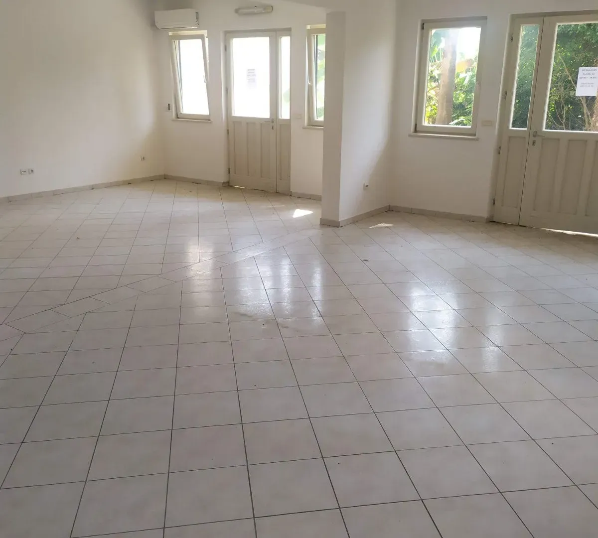 Sale, office space, 106m², Herceg Novi, Crna Gora