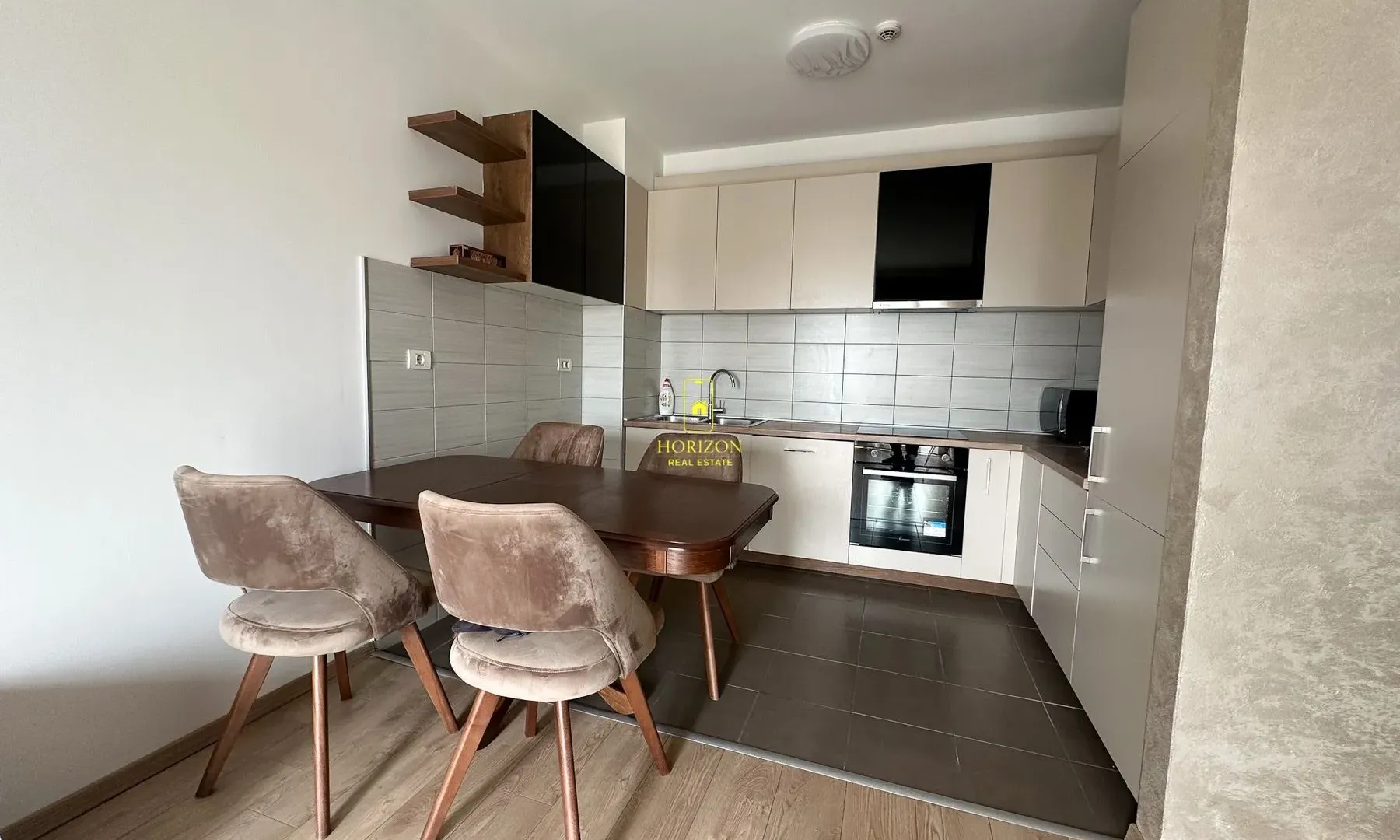 Rent, two bedroom apartment, 75m², City Kvart, Podgorica
