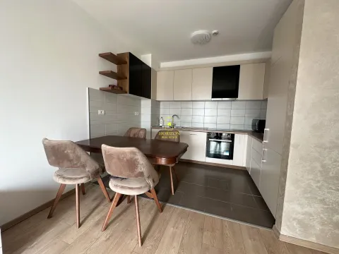 Izdavanje, dvosoban stan, 75m², City Kvart, Podgorica - image 3