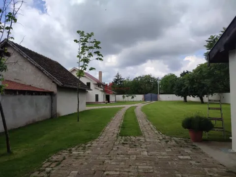 Prodaja, kuća, 228m², Kelebija, Subotica - image 9