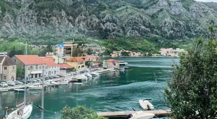 Prodaja, dvosoban stan, 42m², Stari Grad Kotor, Kotor