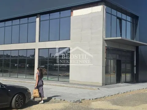 Rent, office space, 2100m², Centar, Smederevo - image 17