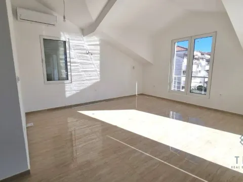 Prodaja, dvosoban stan, 81m², Đenovići, Herceg Novi - image 3